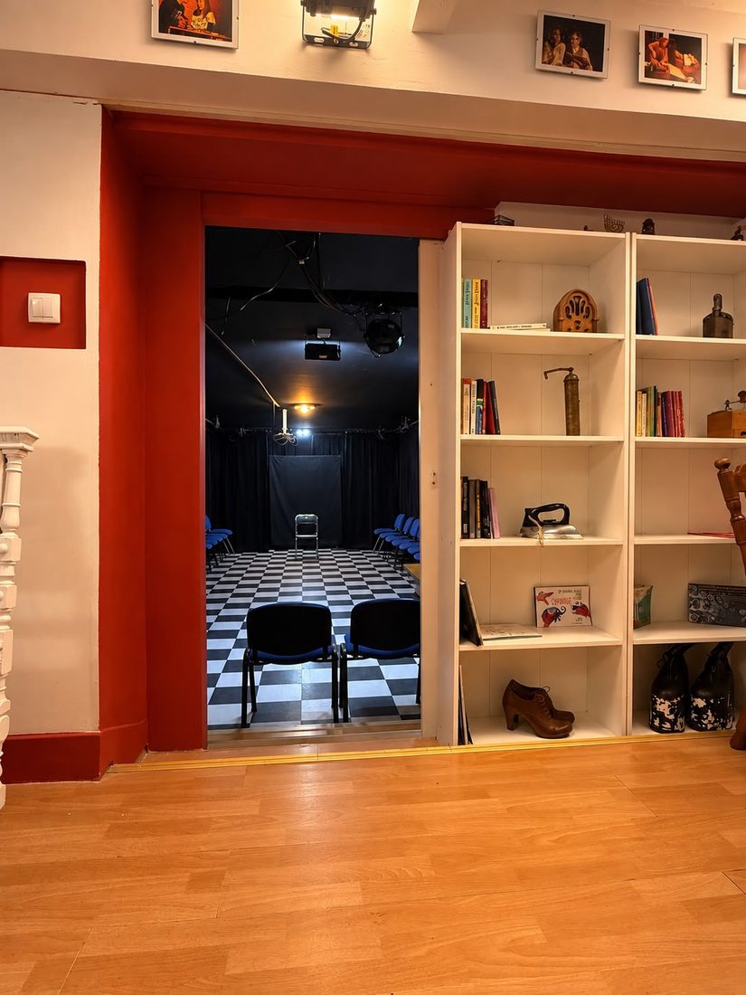 Kamerna scena Studio, prostor i foaje (2)
